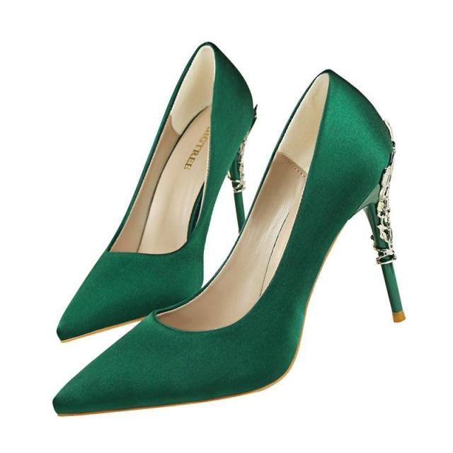 LAKESHI Luxe Shoes for Her