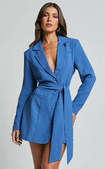 Women’s Lace-Up Slim Fit Long Sleeve Coat