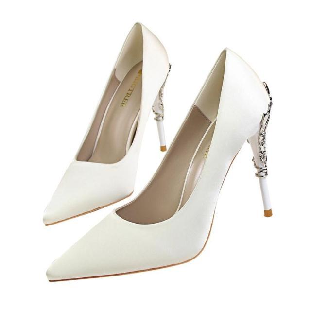LAKESHI Luxe Shoes for Her