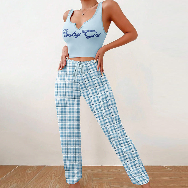 Süßes Pyjama-Set im Farbblockdesign für Damen – karierte Hose und Oberteil mit Buchstabenmuster