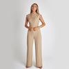 Eleganter ärmelloser Jumpsuit mit V-Ausschnitt und weitem Bein