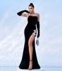 Abendkleid mit Ausschnitt, Brustwickel und hüfthoher Gabel