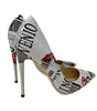 Schuhe mit spitzer Spitze und Pfennigabsatz