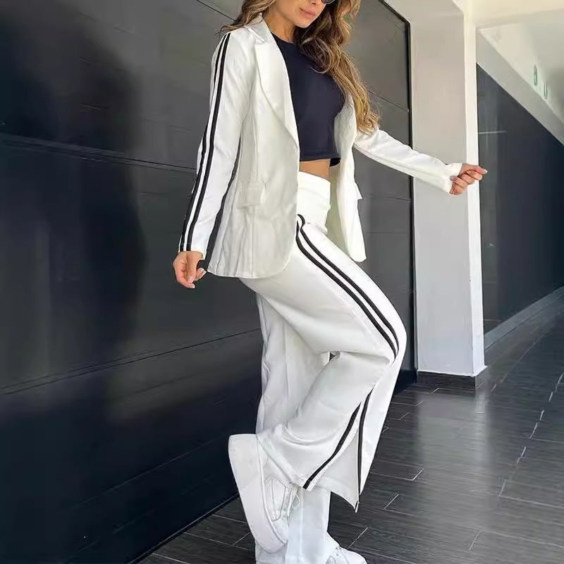 Lässiger Damenanzug mit Polokragen und Hose mit weitem Bein, zweiteiliger Anzug