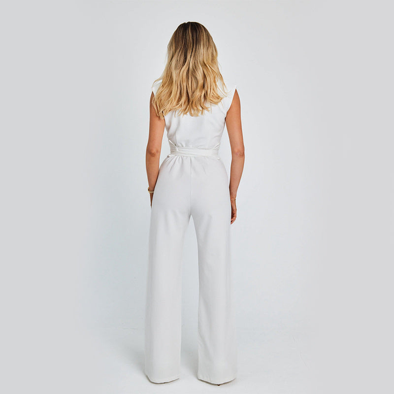 Eleganter ärmelloser Jumpsuit mit V-Ausschnitt und weitem Bein